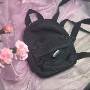 🖤 Mini Black Backpack